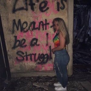 Meet your Posher, Savannah